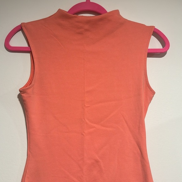 High neck  Bodycon Dress - Picture 4 of 6